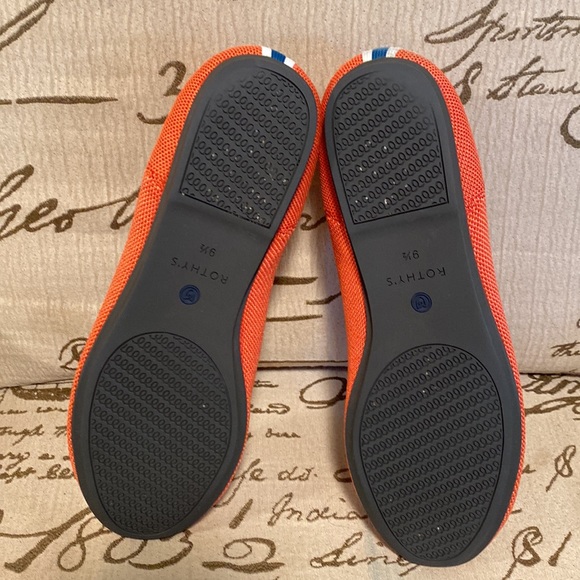 - Rothys - Picture 7 of 9